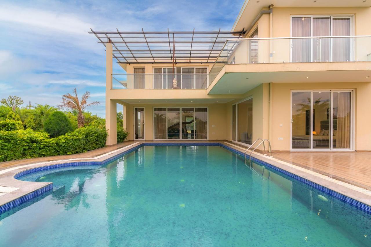 Stayvista At Blanc Belle With Outdoor Pool Sohna Ngoại thất bức ảnh